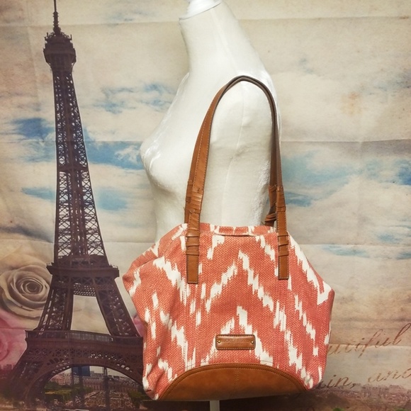Lucky Brand Handbags - Lucky brand 🍀 canvas shoulder bag